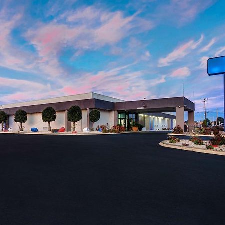 Motel 6 Burlington Eksteriør bilde
